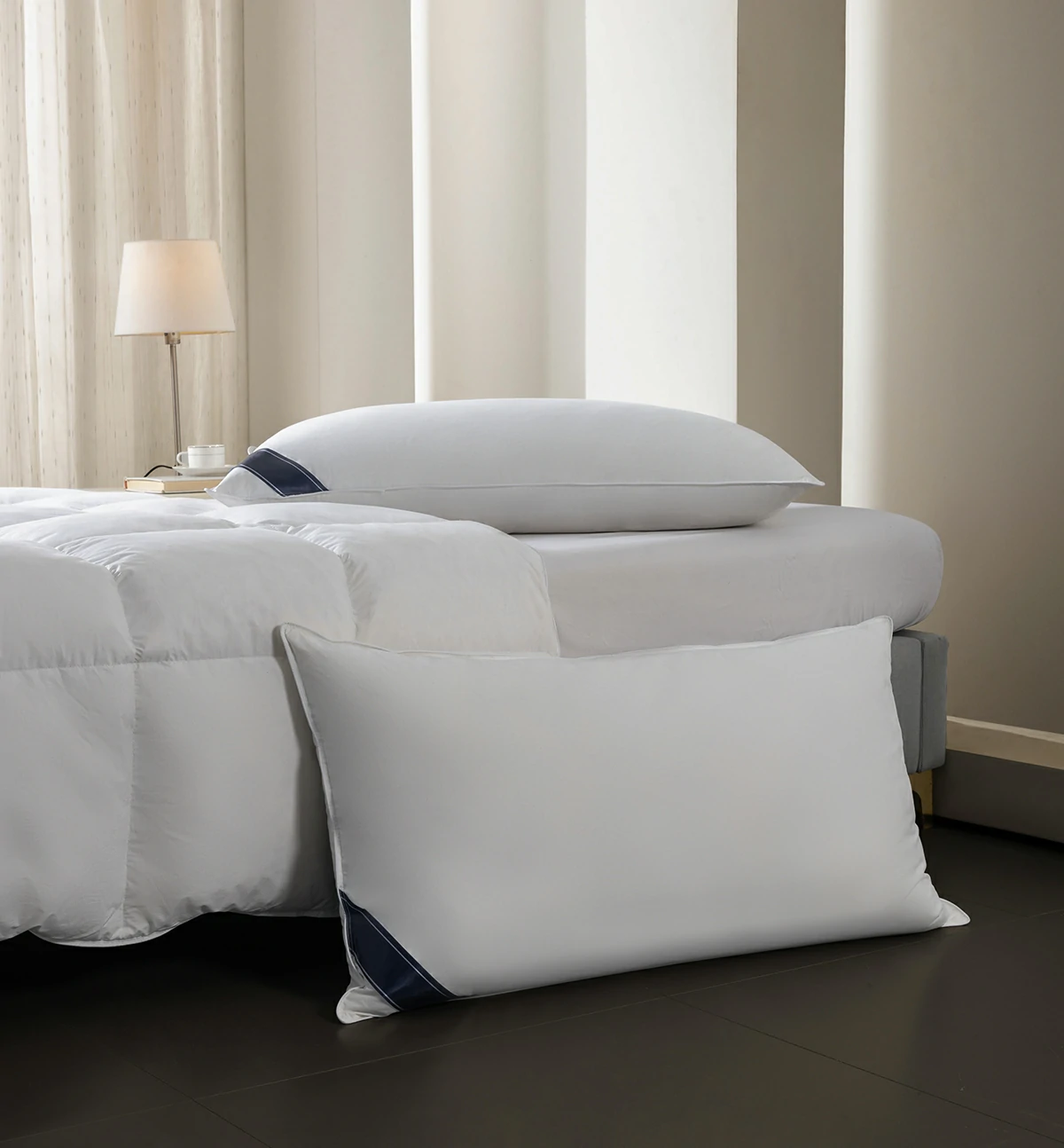 SeamlessAura Down Pillow